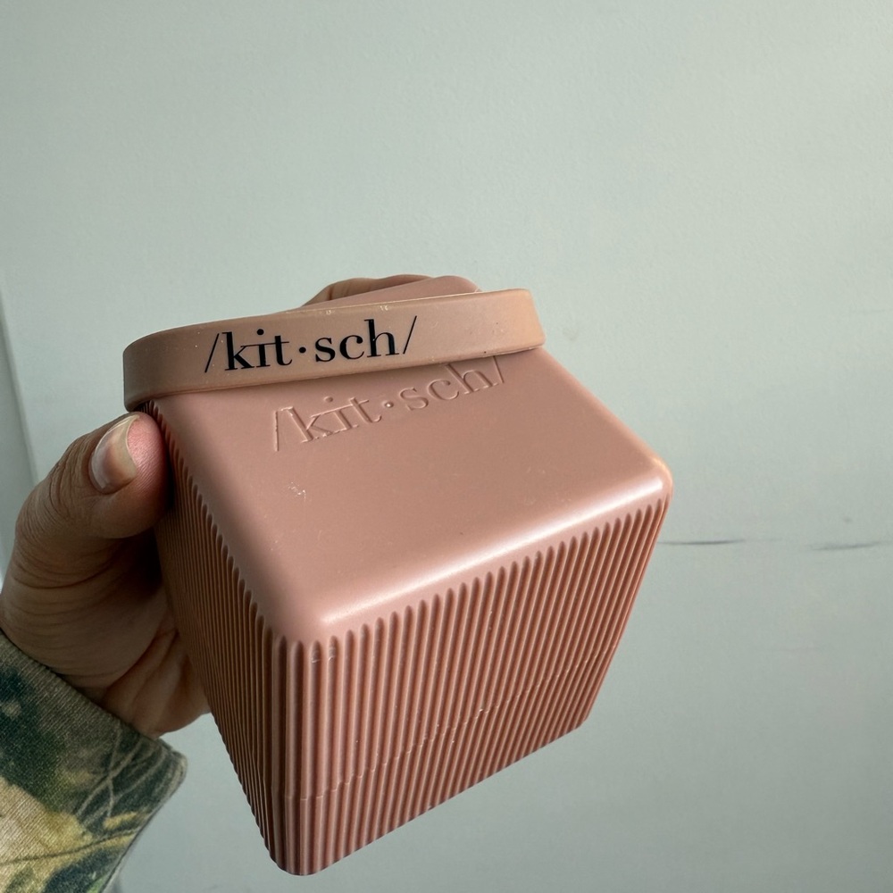Kitsch Blush Pink Organizer Shampoo & Conditioner Bar Travel Holder